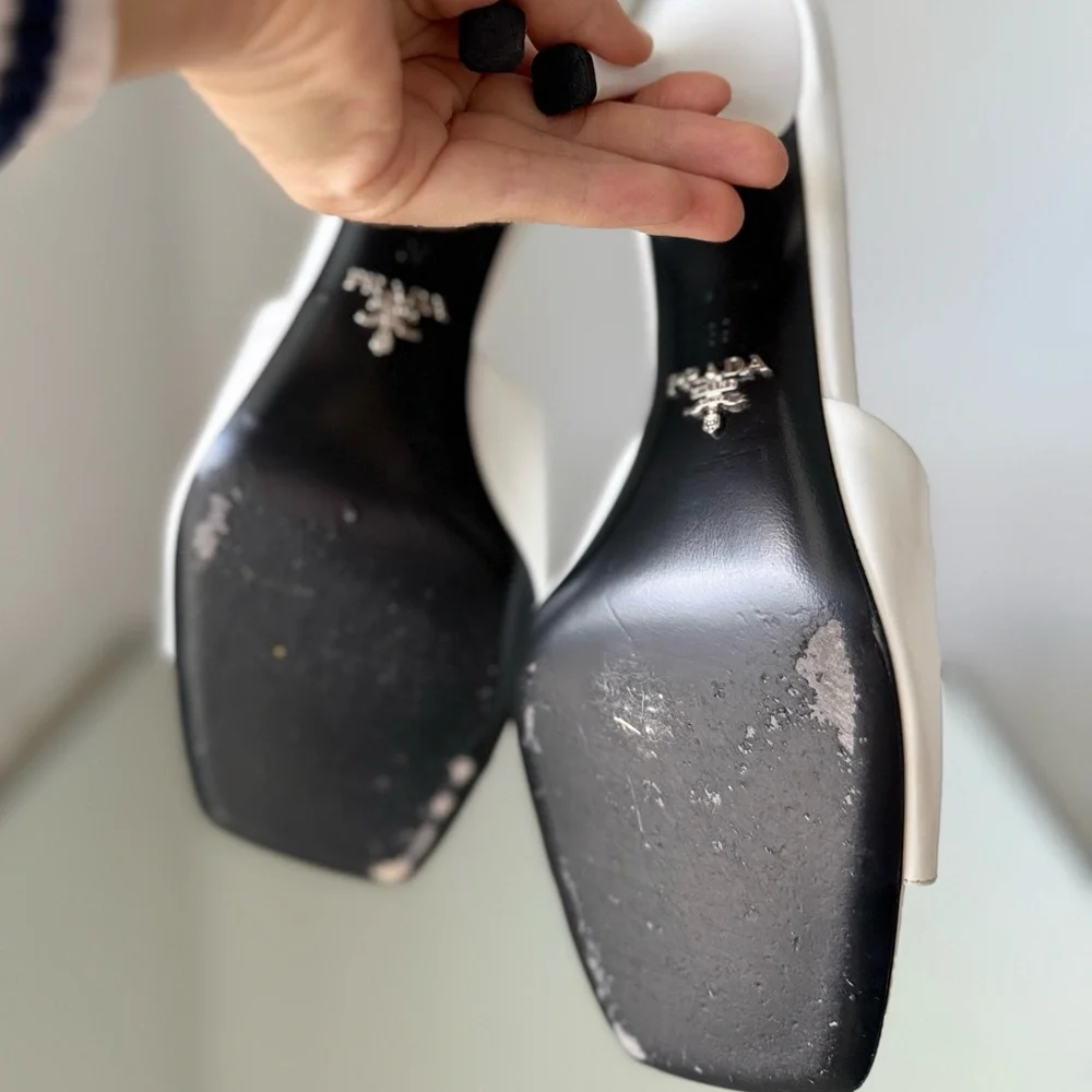 EUC PRADA Leather sandals $1,100 39 - Picture 12 of 13